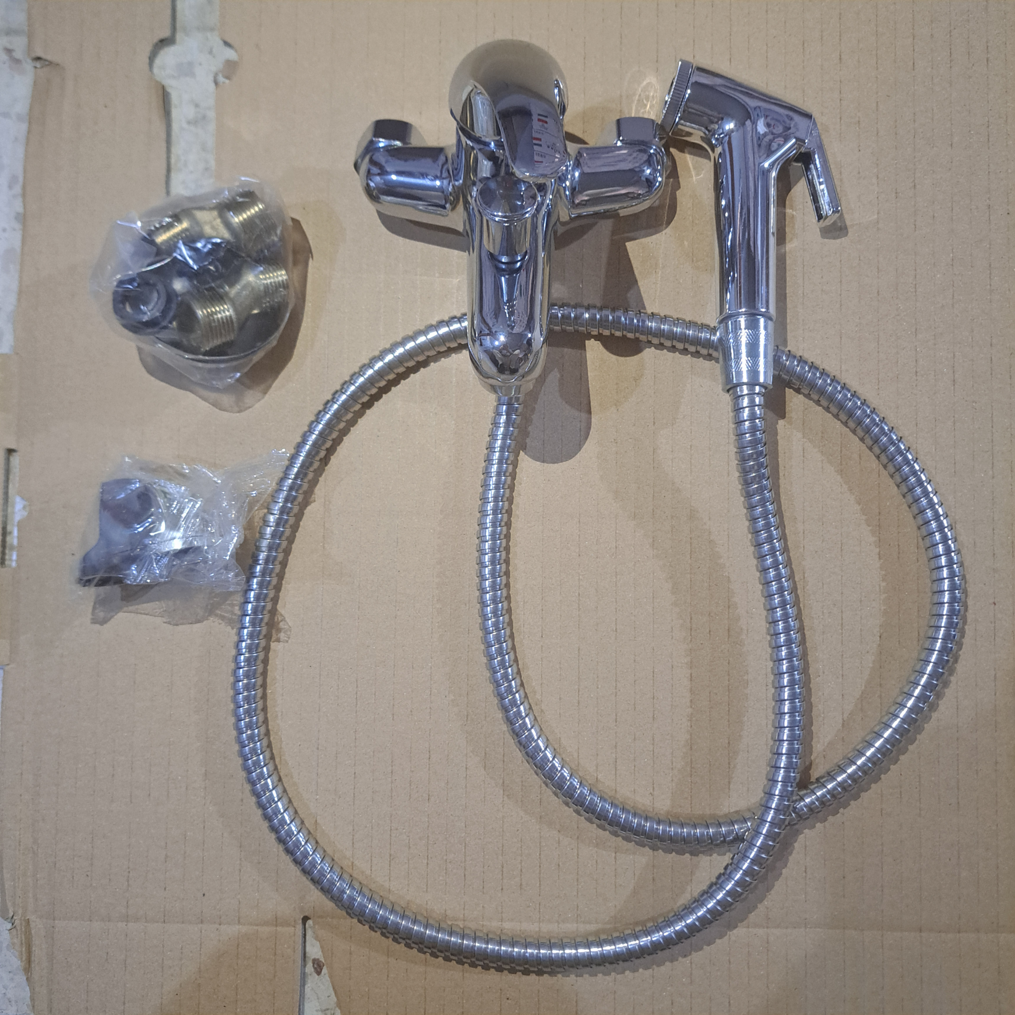 طقم الحنفيات (مطبخ + دوش + لافابو+ توالات) - PACK 4EN1