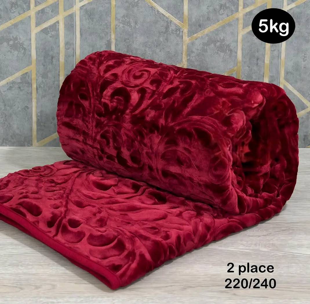 بطانية فاخرة 5 كغ لمكانين –   ناعمة الملمس  | 220×240 سم | 4 ألوان راقية